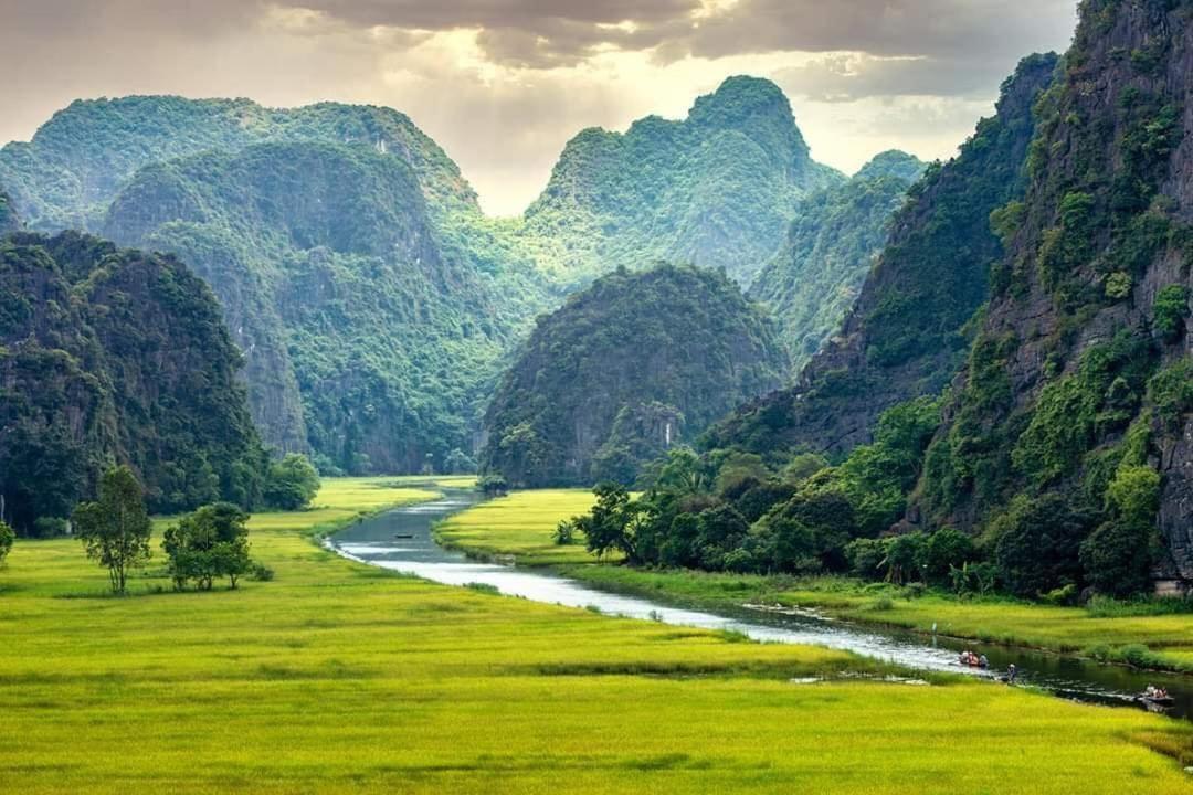 Tam Coc Family Hotel Ниньбинь Экстерьер фото