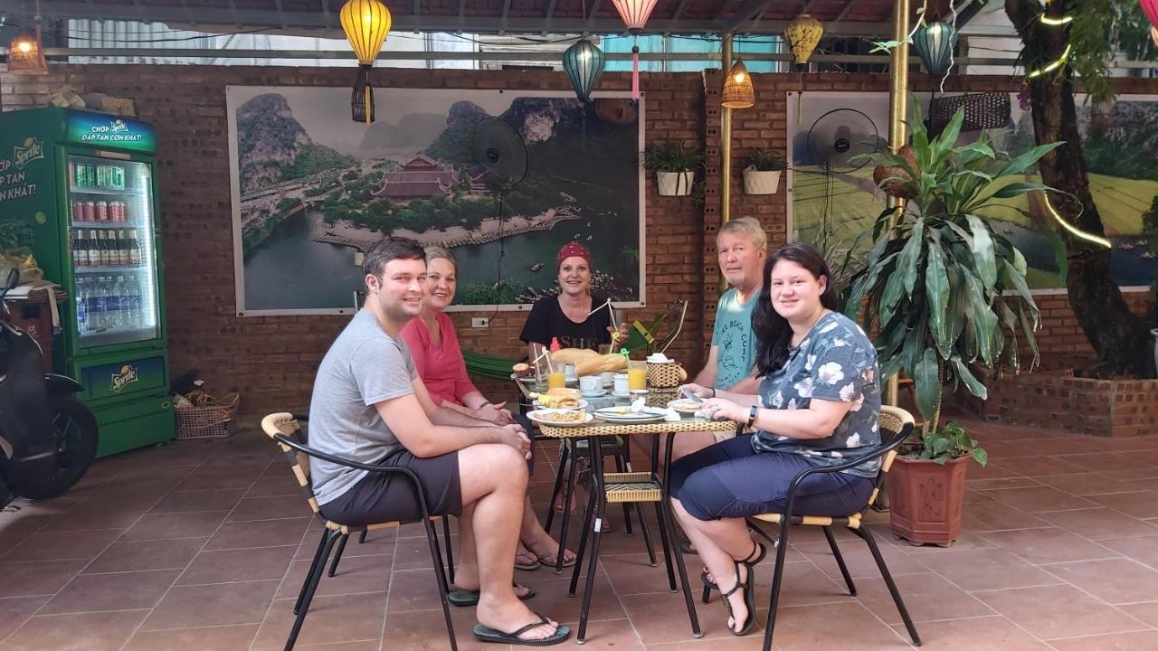 Tam Coc Family Hotel Ниньбинь Экстерьер фото